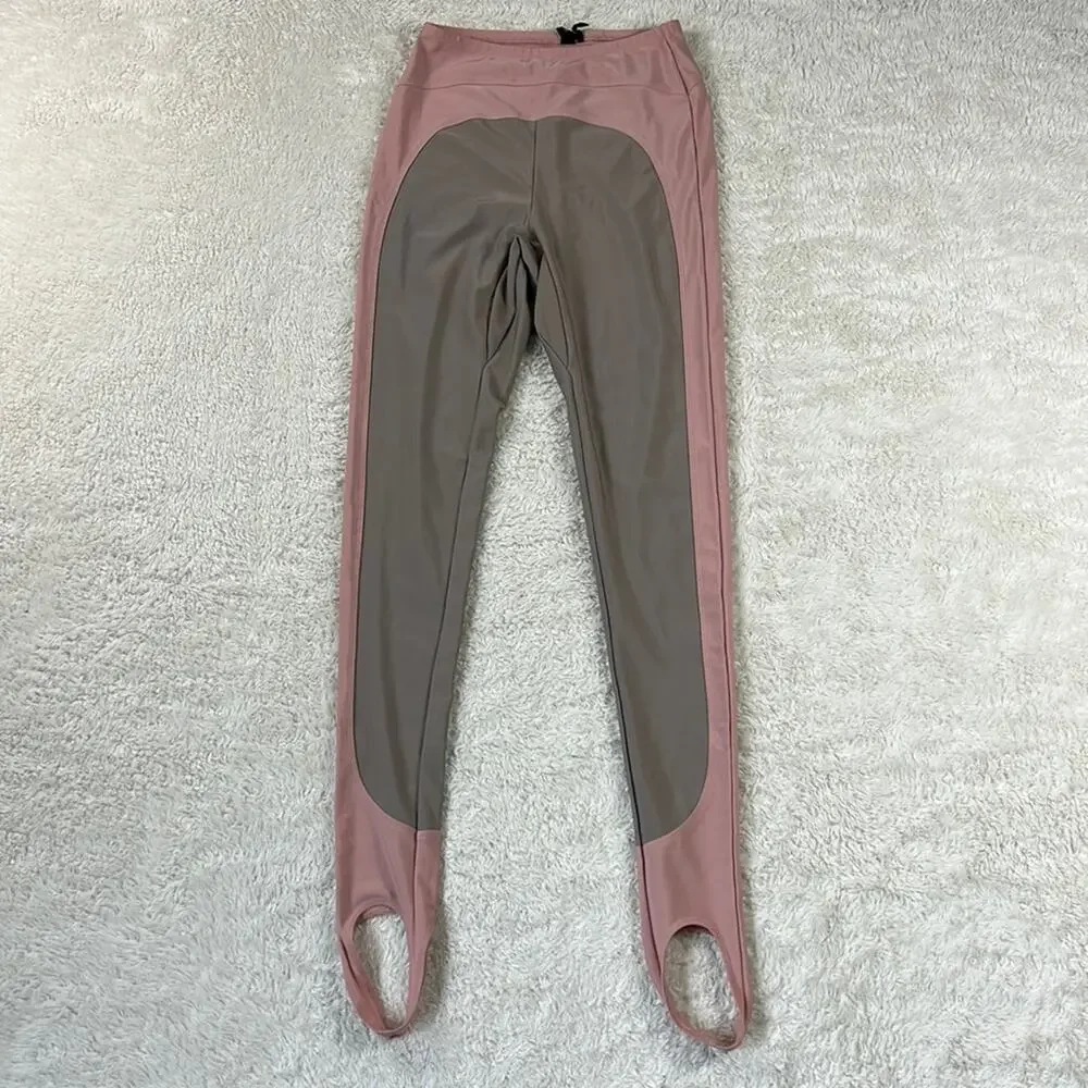 Out From Under Urban Outfitters pink and taupe stirrup leggings, size medium‎
